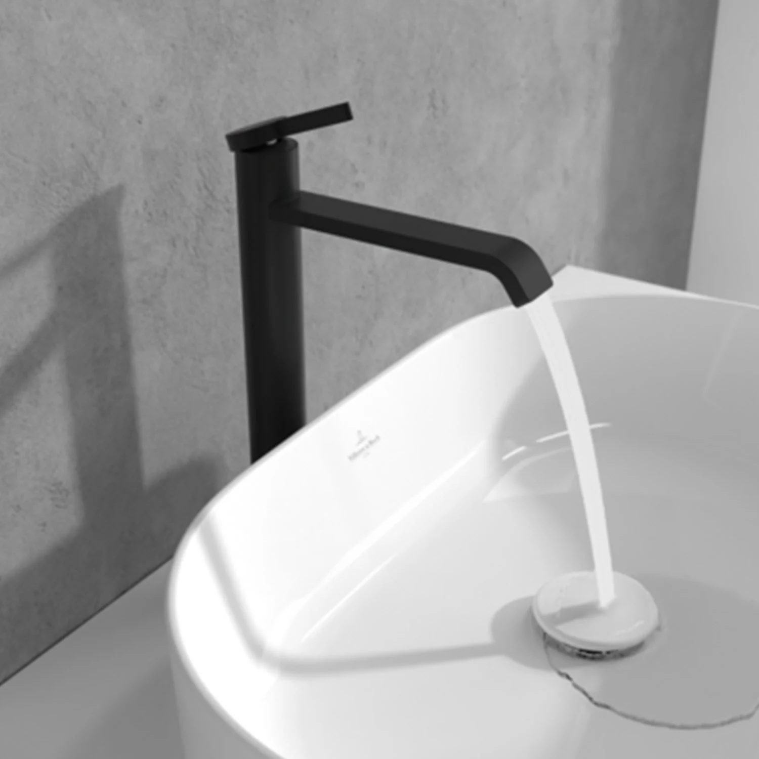 Czarna bateria z bieżącą wodą w umywalce, Villeroy & Boch