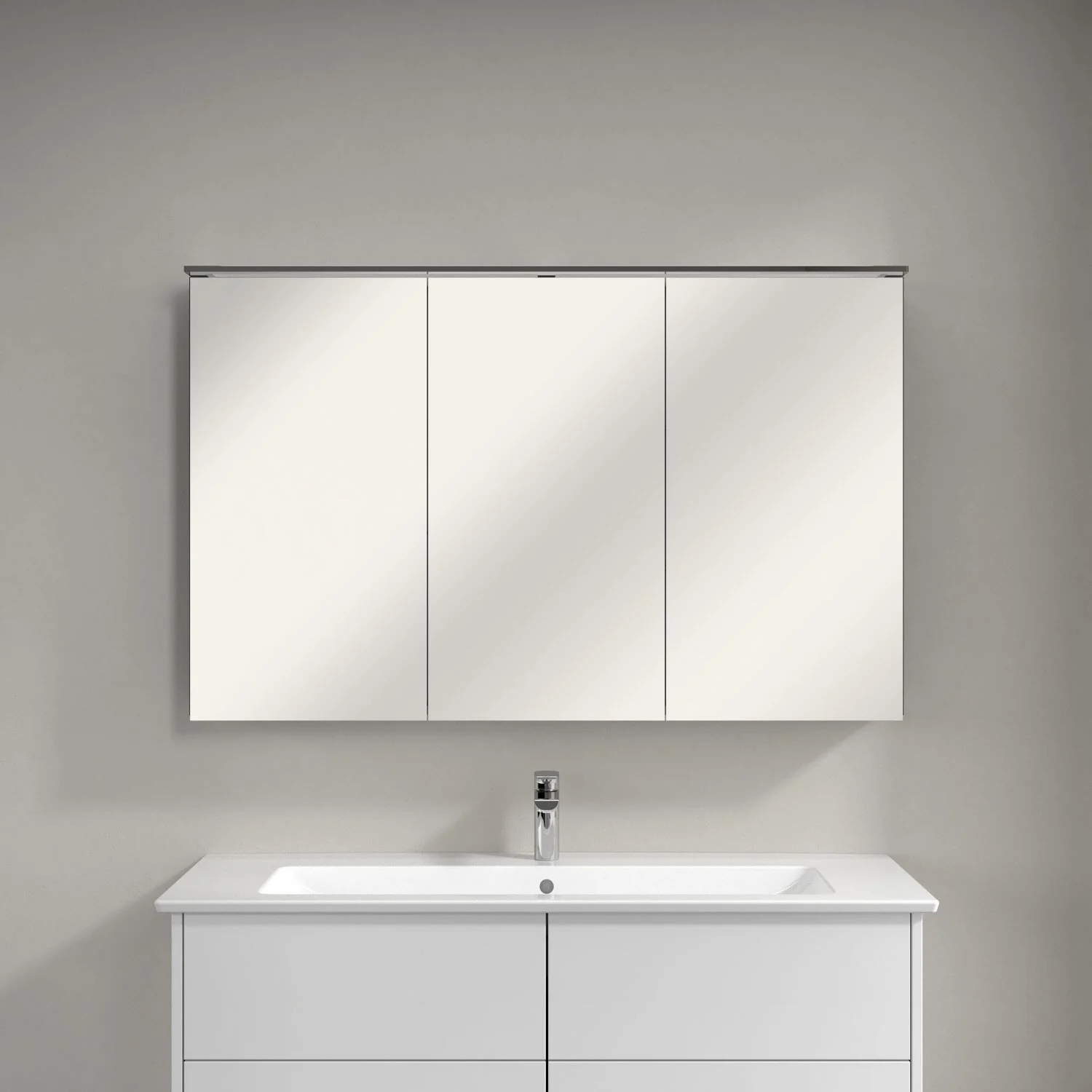 Villeroy & Boch Finero Waschtischunterschrank 120 cm mit Waschtisch und Spiegelschrank, 4 Auszüge Bild 2