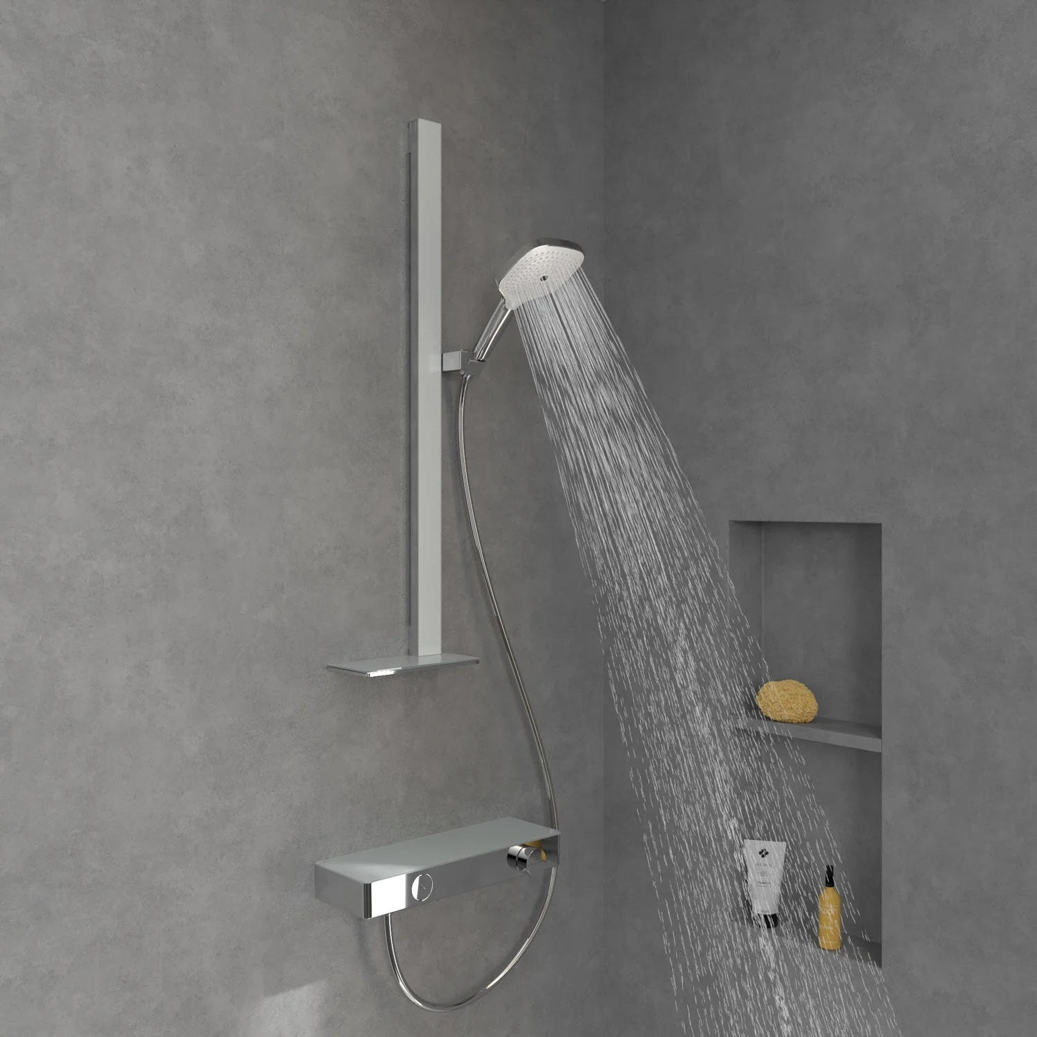 Srebrny system prysznicowy z strumieniem wody w szarej łazience, Villeroy & Boch