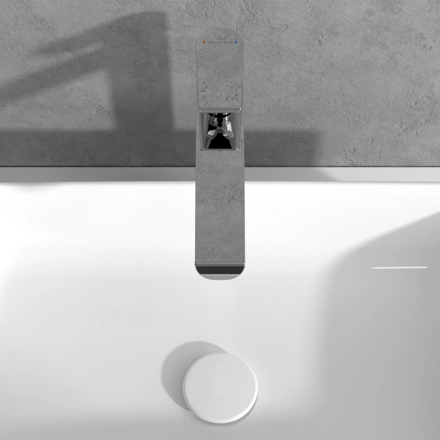 Widok z góry chromowanego kranu i zlewu, Villeroy & Boch