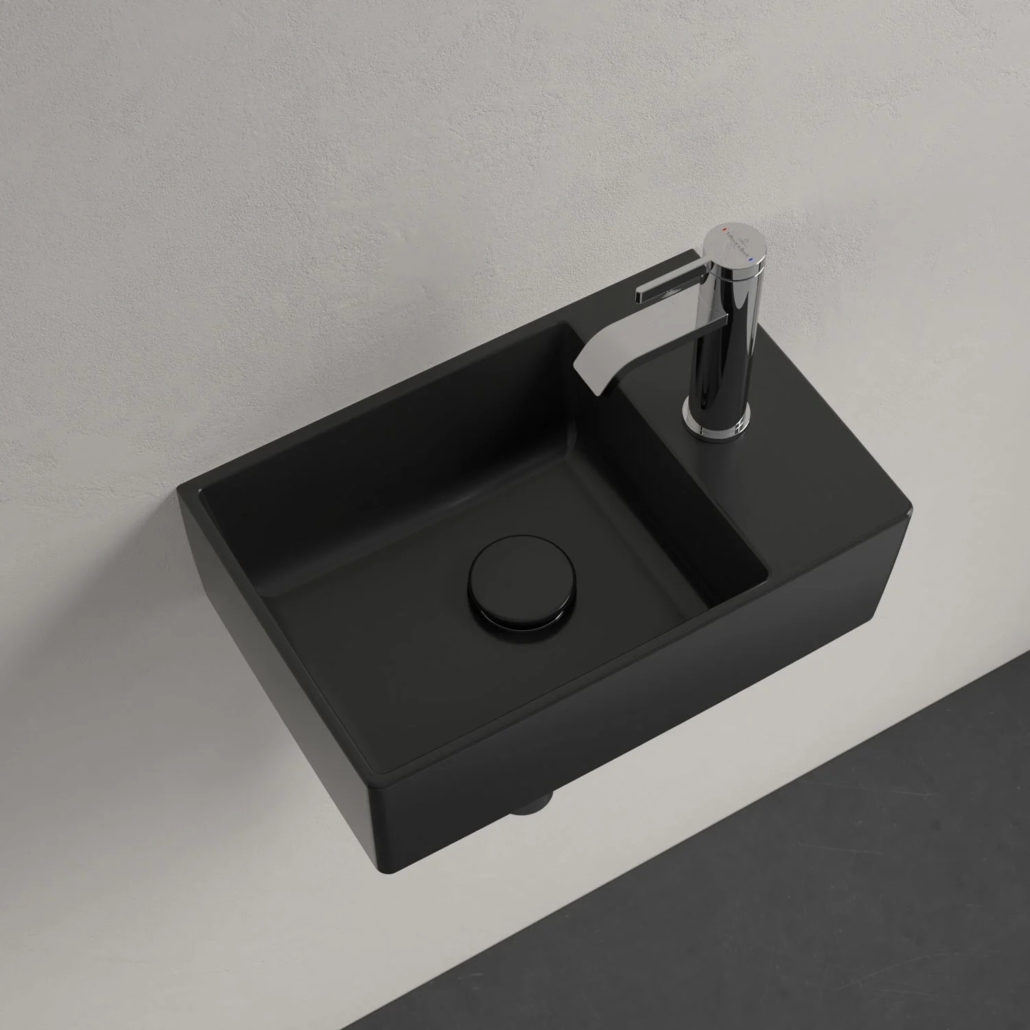 Mały czarny zlew z baterią, Villeroy & Boch