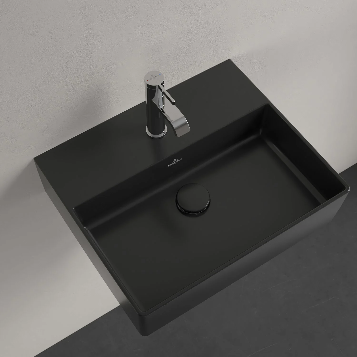 Czarny zlew z kranem z góry, Villeroy & Boch