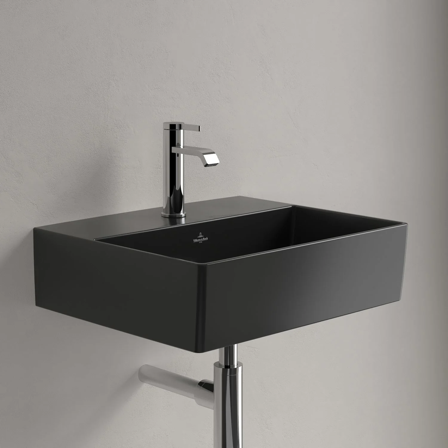 Czarna umywalka z jednouchwytową baterią w łazience, Villeroy & Boch