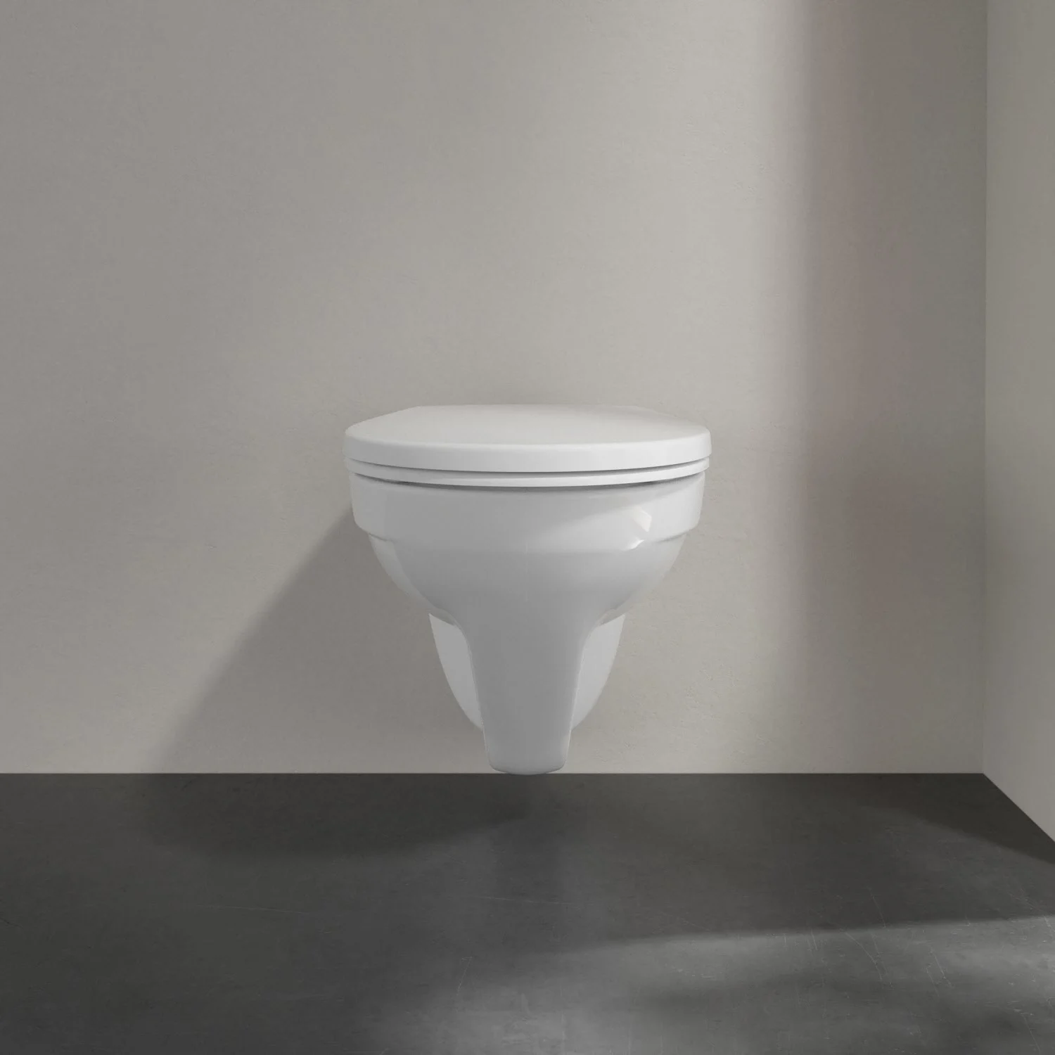 Biała toaleta ścienna w zbliżeniu, Villeroy & Boch