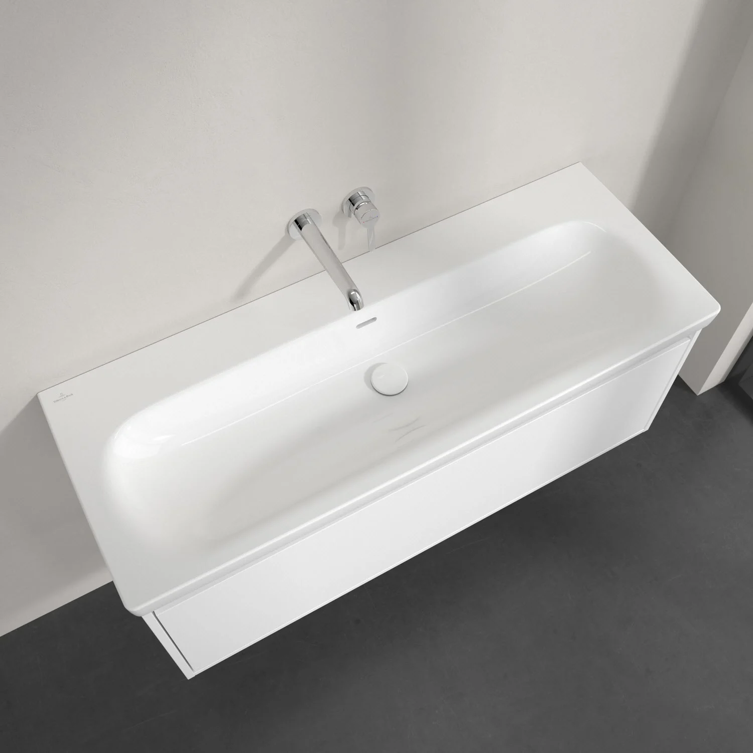 Biała umywalka z baterią ścienną z góry, Villeroy & Boch