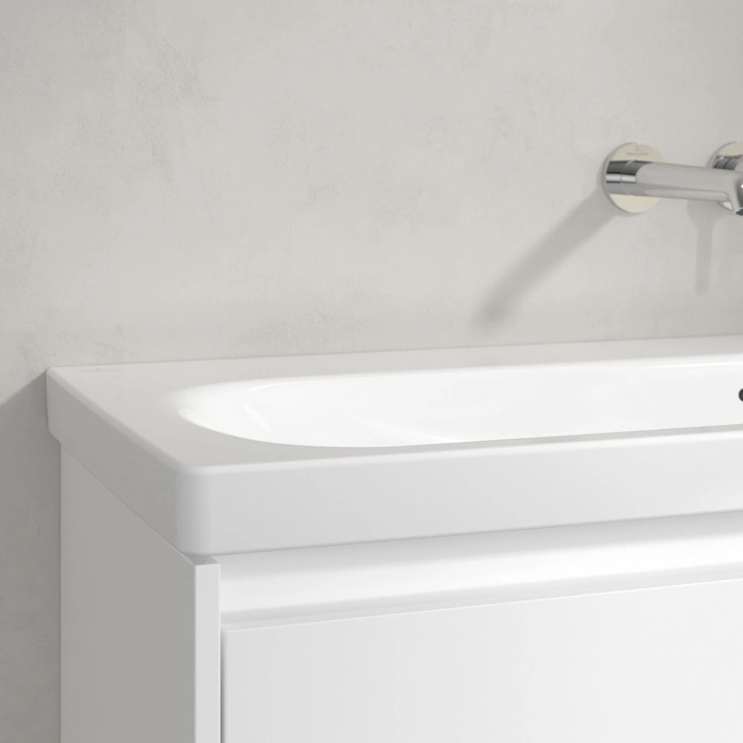 Zbliżenie białej umywalki bez kranu, Villeroy & Boch