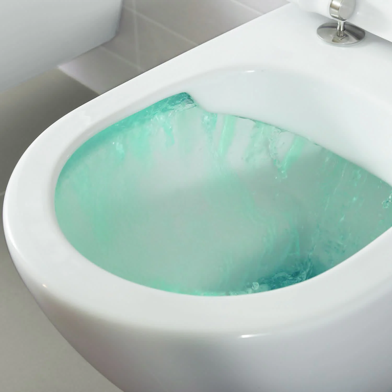 Villeroy & Boch Subway 2.0 Tiefspül-WC spülrandlos, wandhängend, mit DirectFlush Bild 4