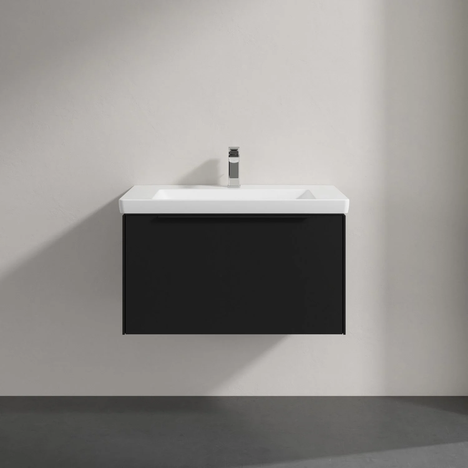 Umywalka z czarną szafką w zbliżeniu, Villeroy & Boch
