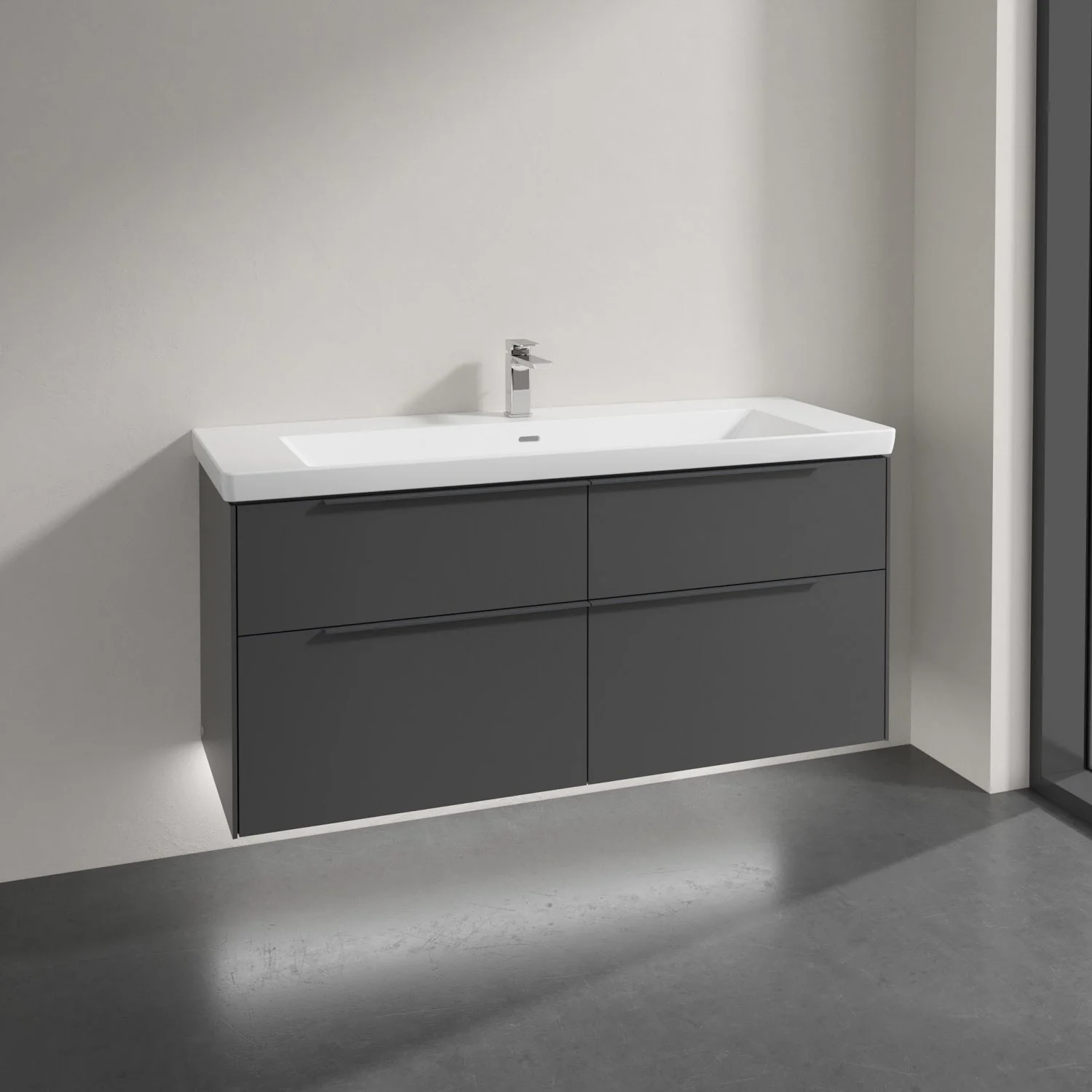 Szafka łazienkowa z umywalką w nowoczesnym pomieszczeniu, Villeroy & Boch