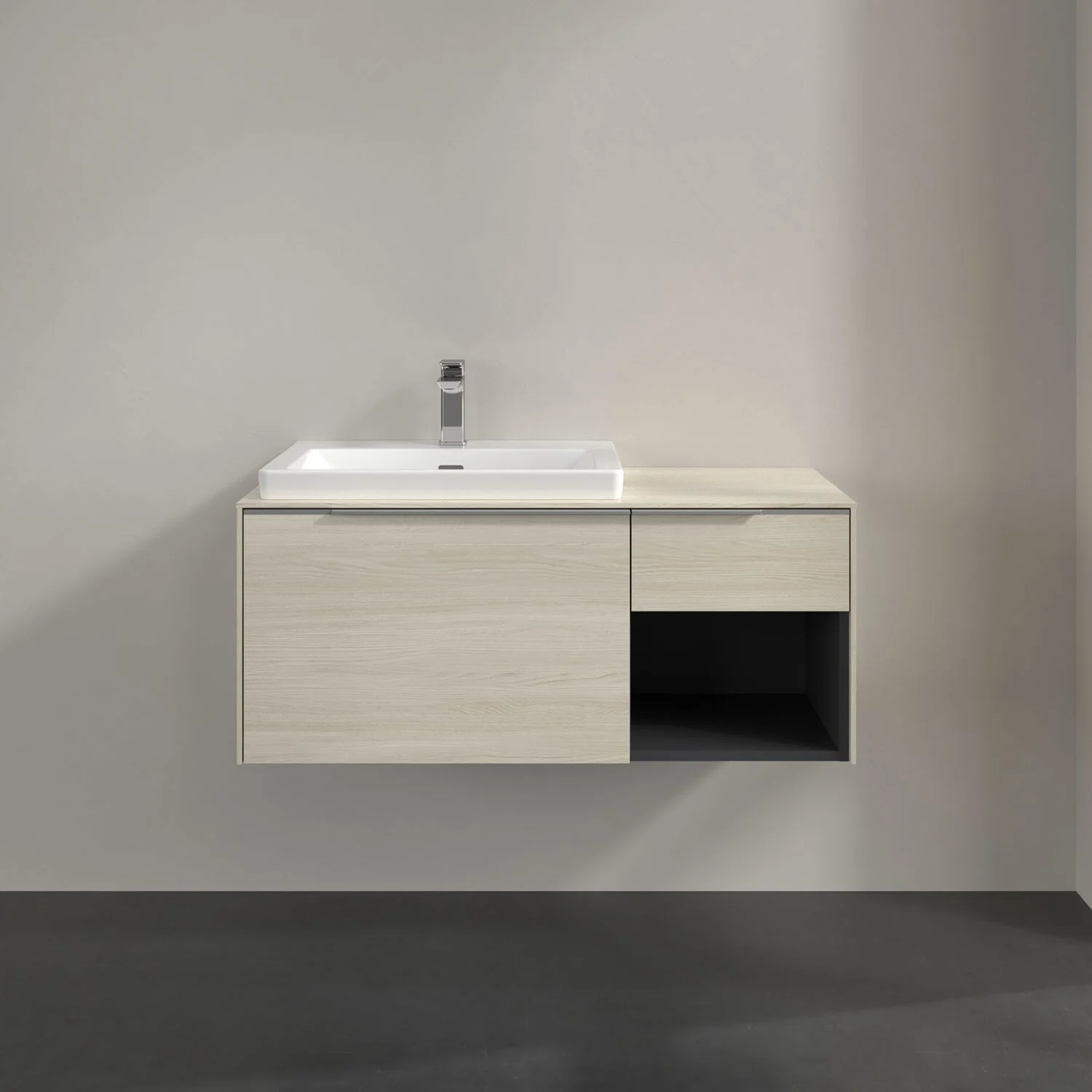 Umywalka z drewnianym wyglądem w zbliżeniu, Villeroy & Boch