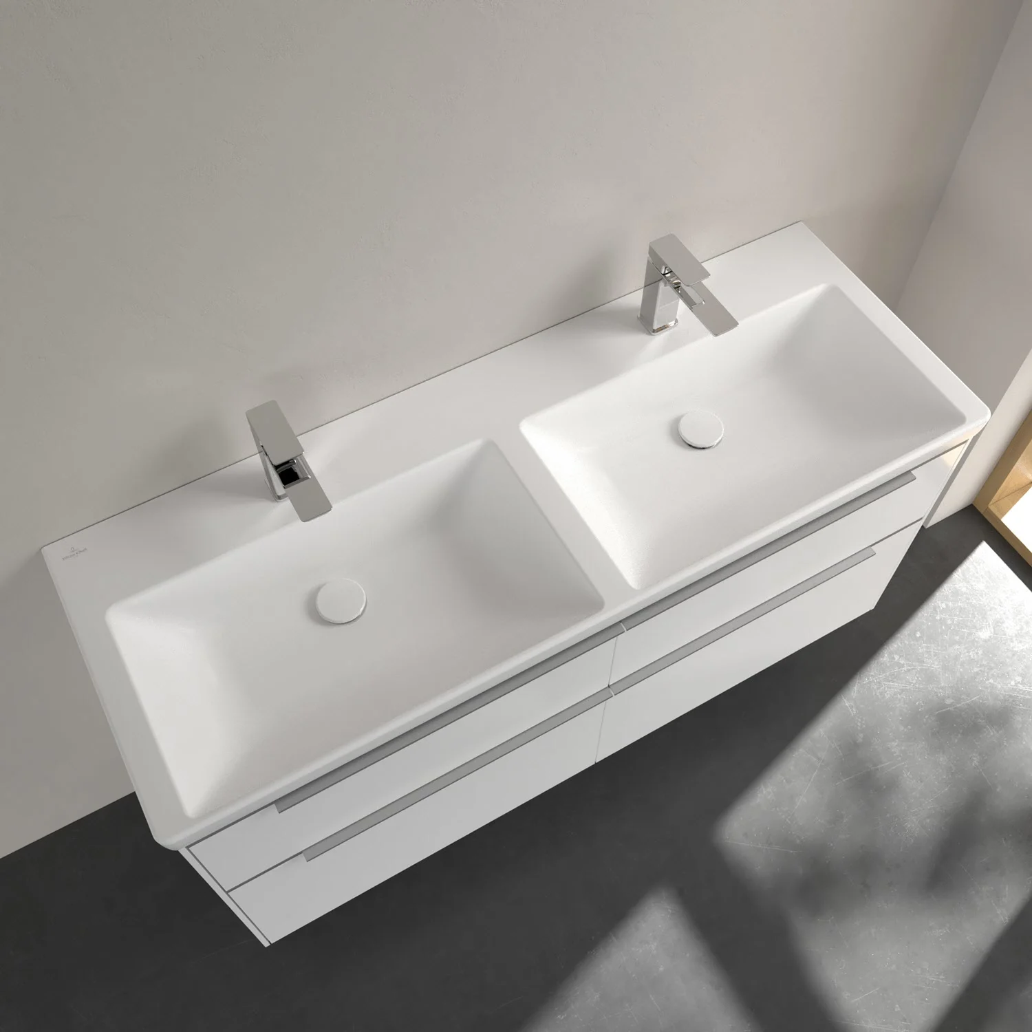 Podwójna umywalka z dwoma kranami z góry, Villeroy & Boch