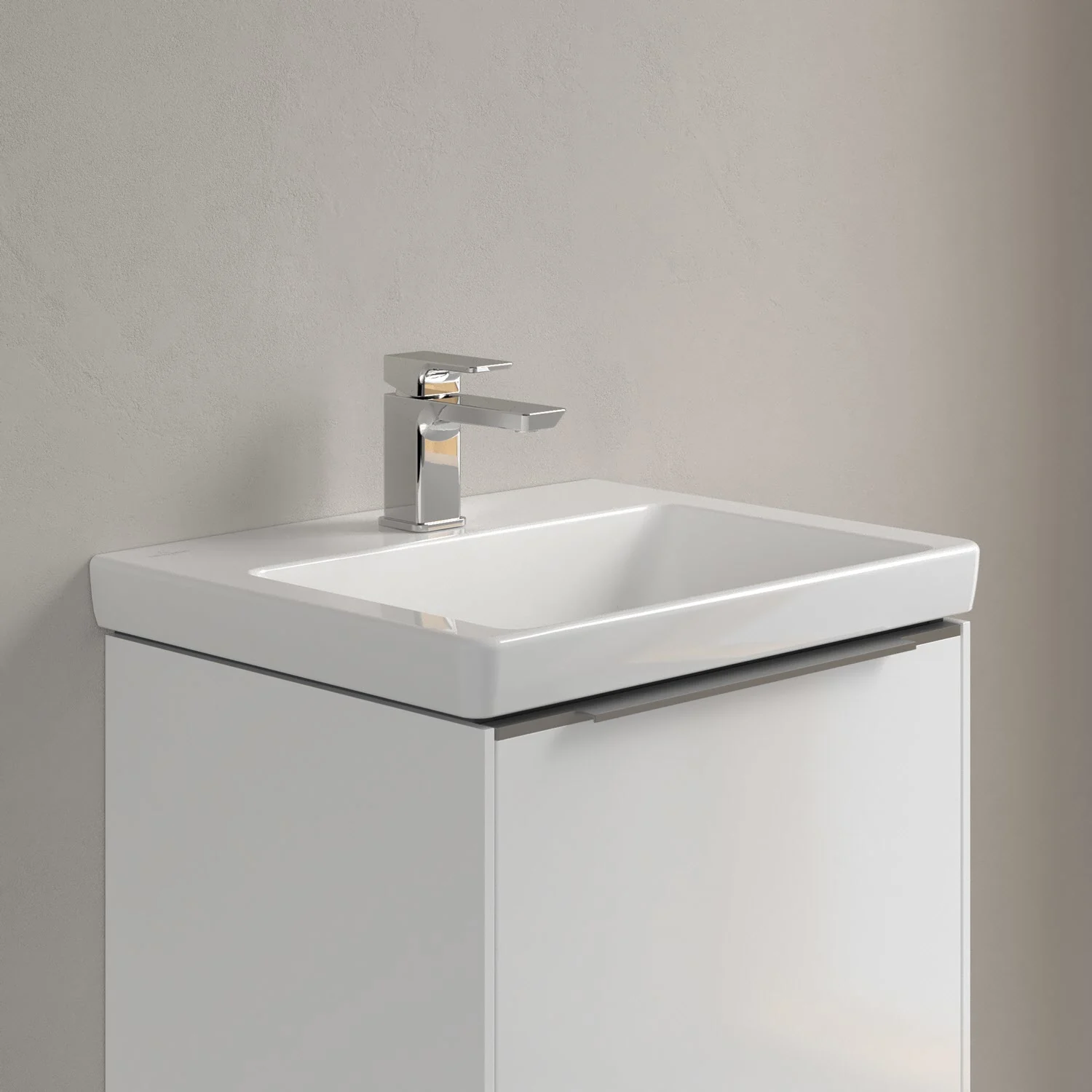 Umywalka z baterią w zbliżeniu, Villeroy & Boch