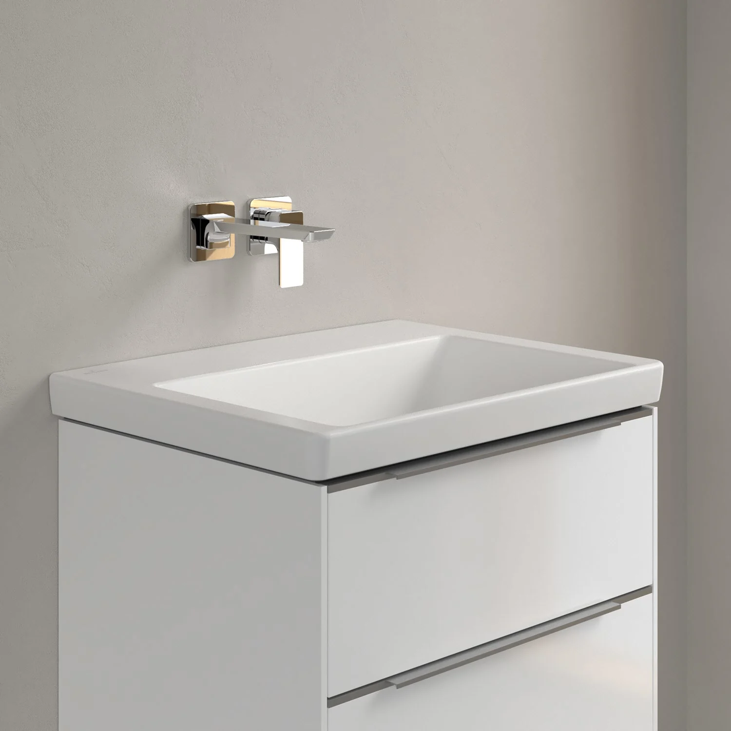 Umywalka z baterią ścienną w zbliżeniu, Villeroy & Boch