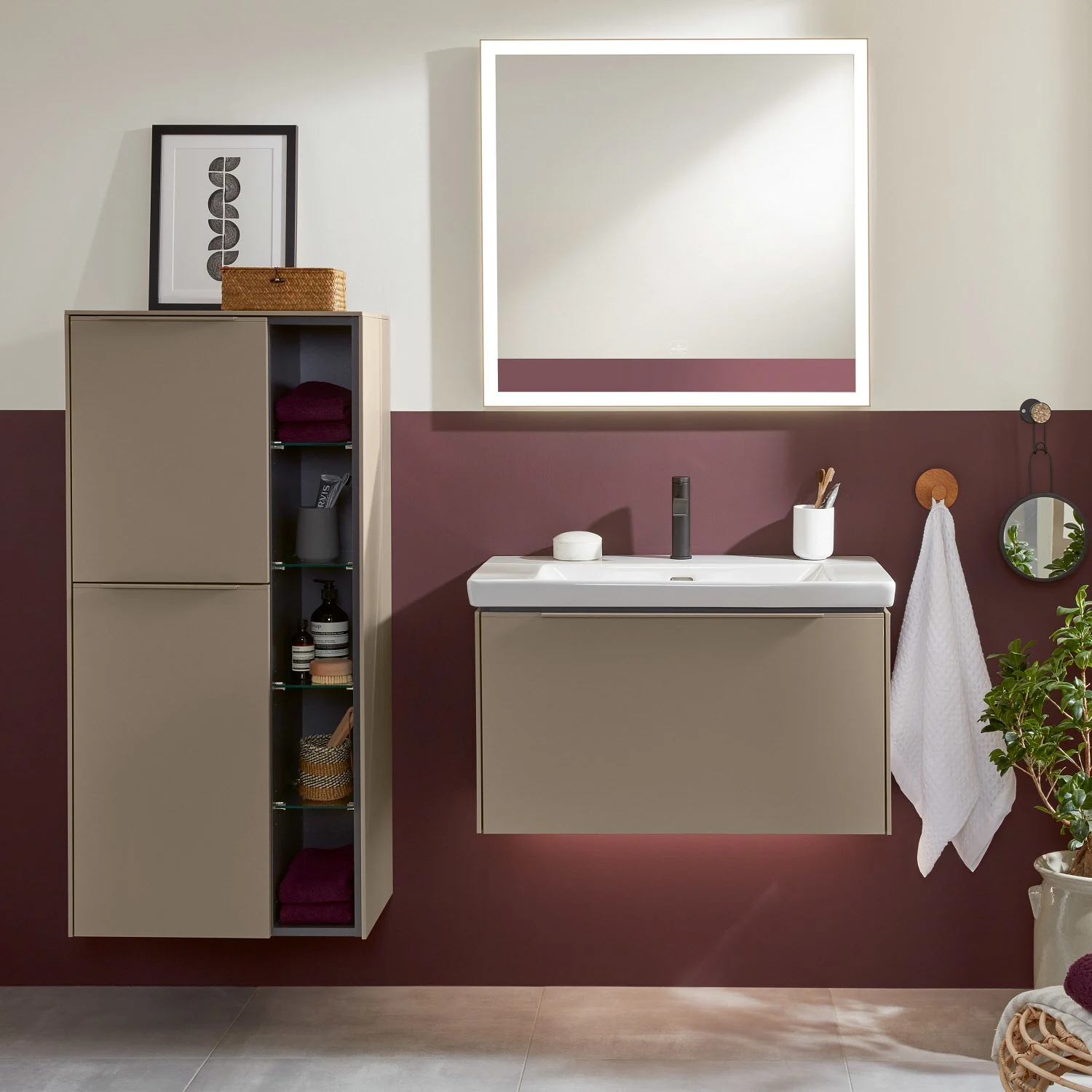 Villeroy & Boch Subway 3.0 Badspiegel mit Beleuchtung und Sensordimmer in 80 x 75 cm - weiß matt Bild 5