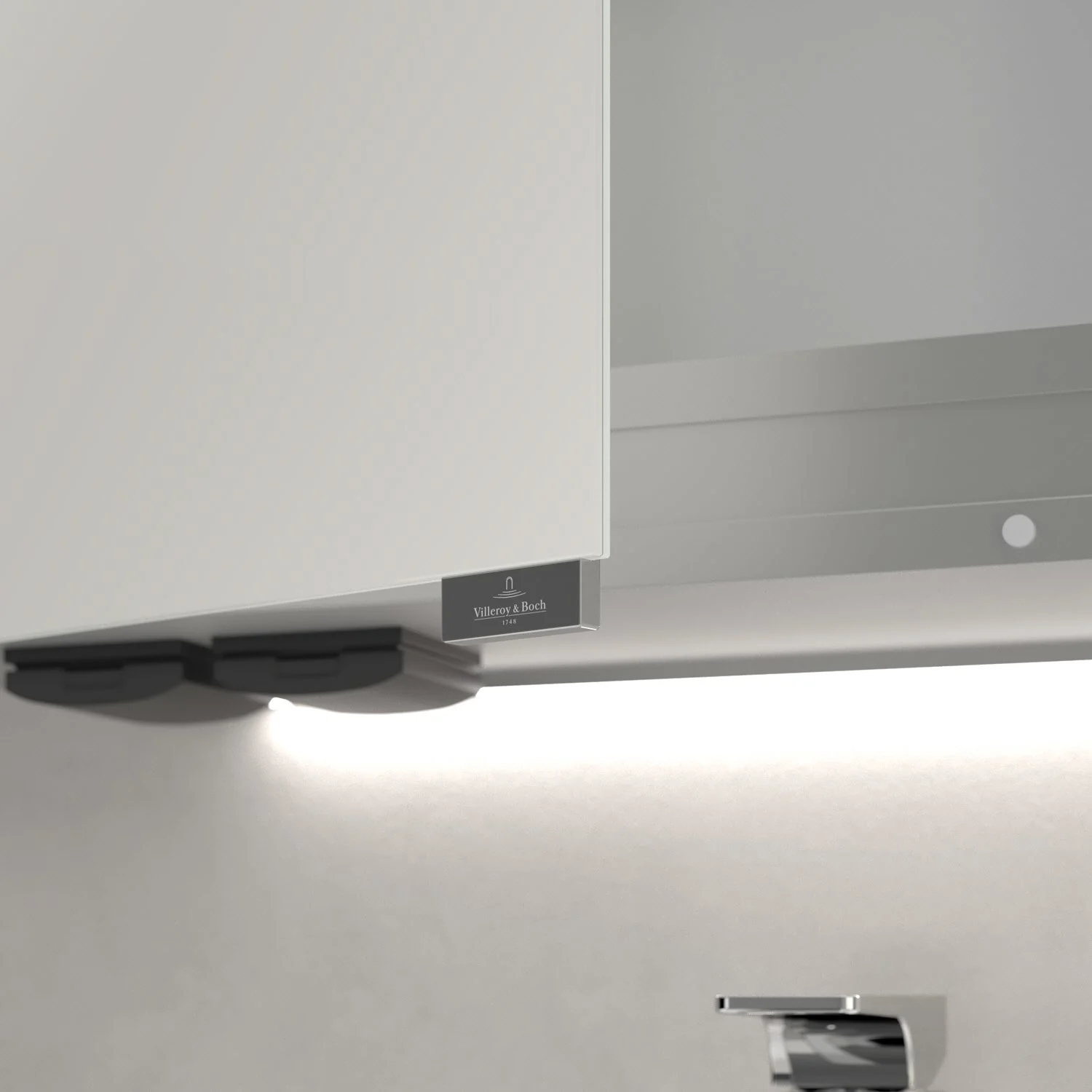 Villeroy & Boch Taro Spiegelschrank 60,7 cm mit 2 Türen, Lichtsegel, Waschplatzbeleuchtung und Vergrößerungsspiegel Bild 4