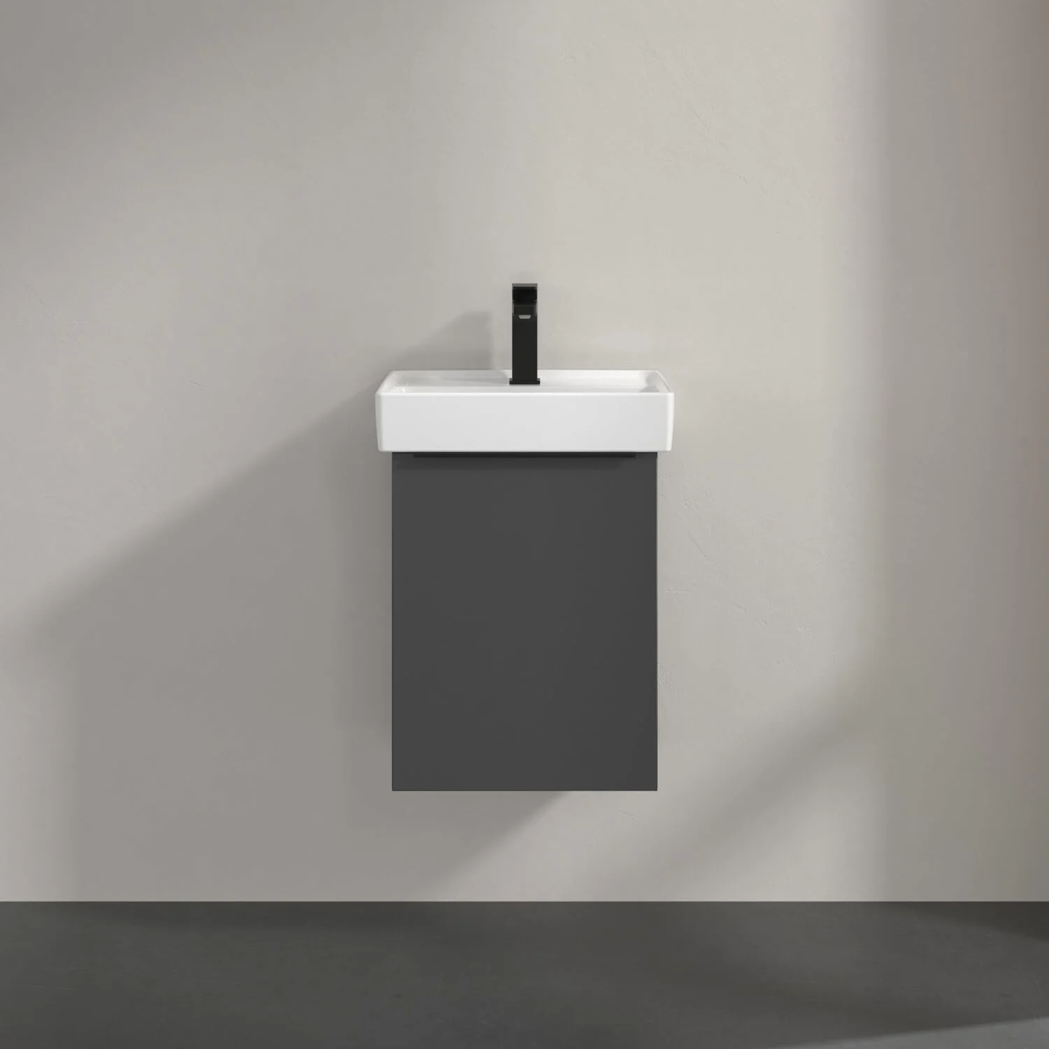Umywalka z szarą szafką w łazience, Villeroy & Boch