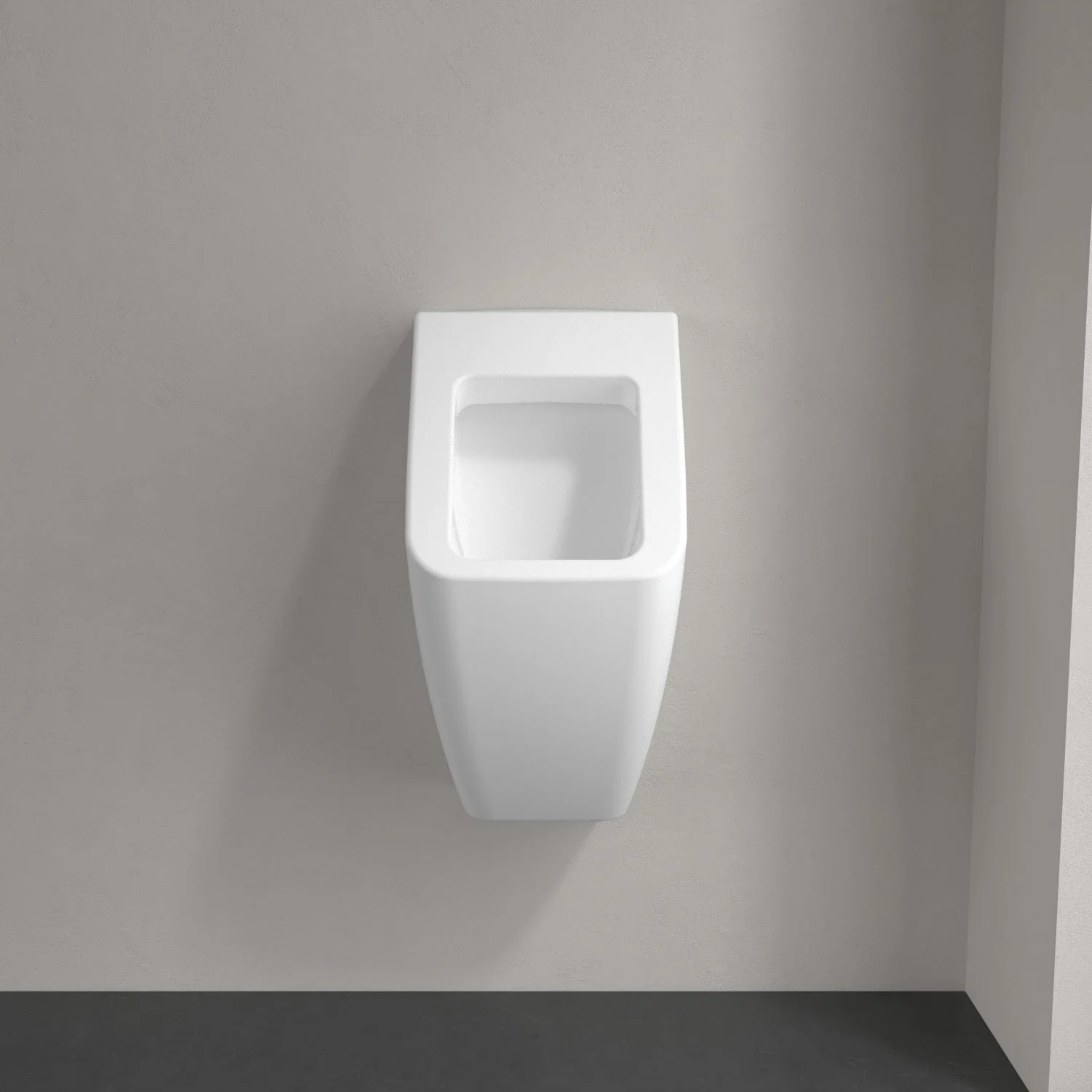 Białe pisuar na ścianie, Villeroy & Boch
