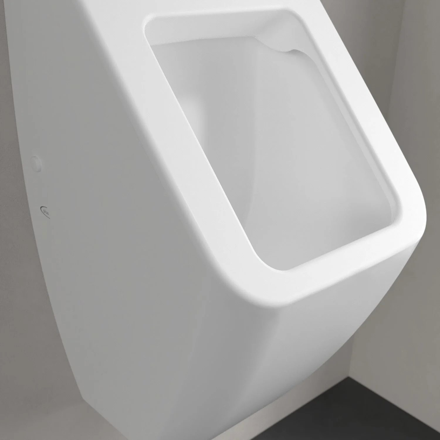 Zbliżenie białego pisuaru, Villeroy & Boch