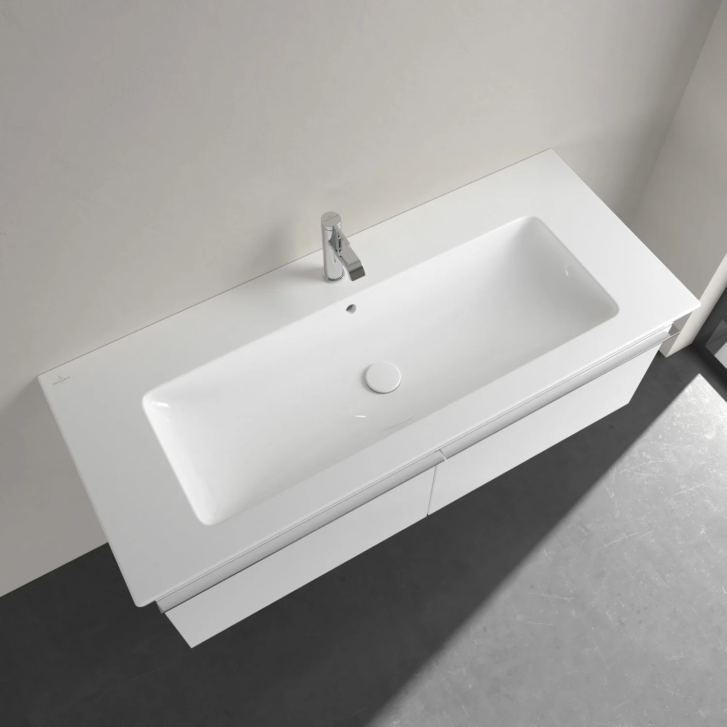 Pojedyncza umywalka z lotu ptaka w łazience, Villeroy & Boch