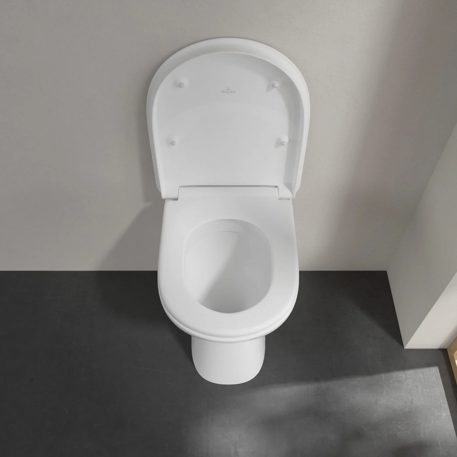 Wisząca toaleta z góry w łazience, Villeroy & Boch