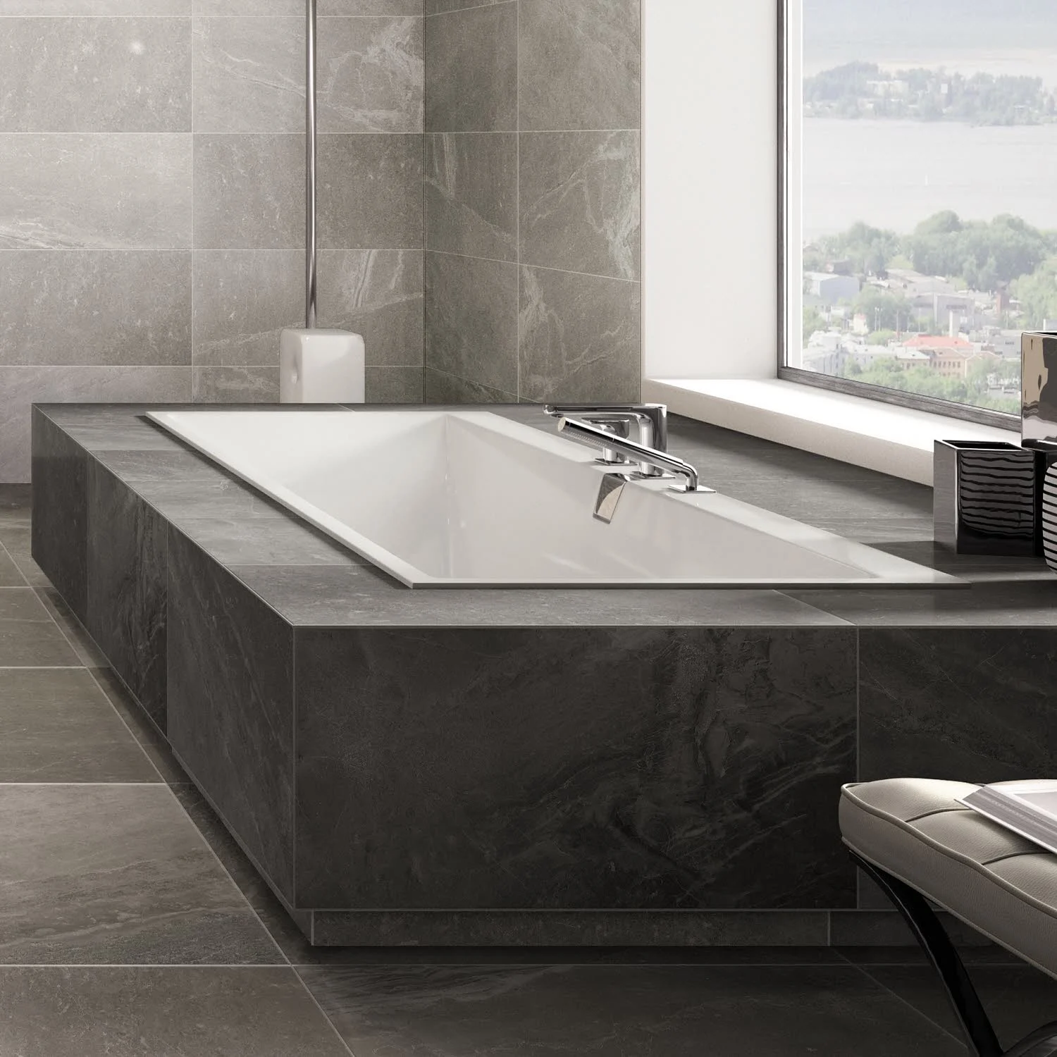 Prostokątna wanna w nowoczesnej łazience, Villeroy & Boch