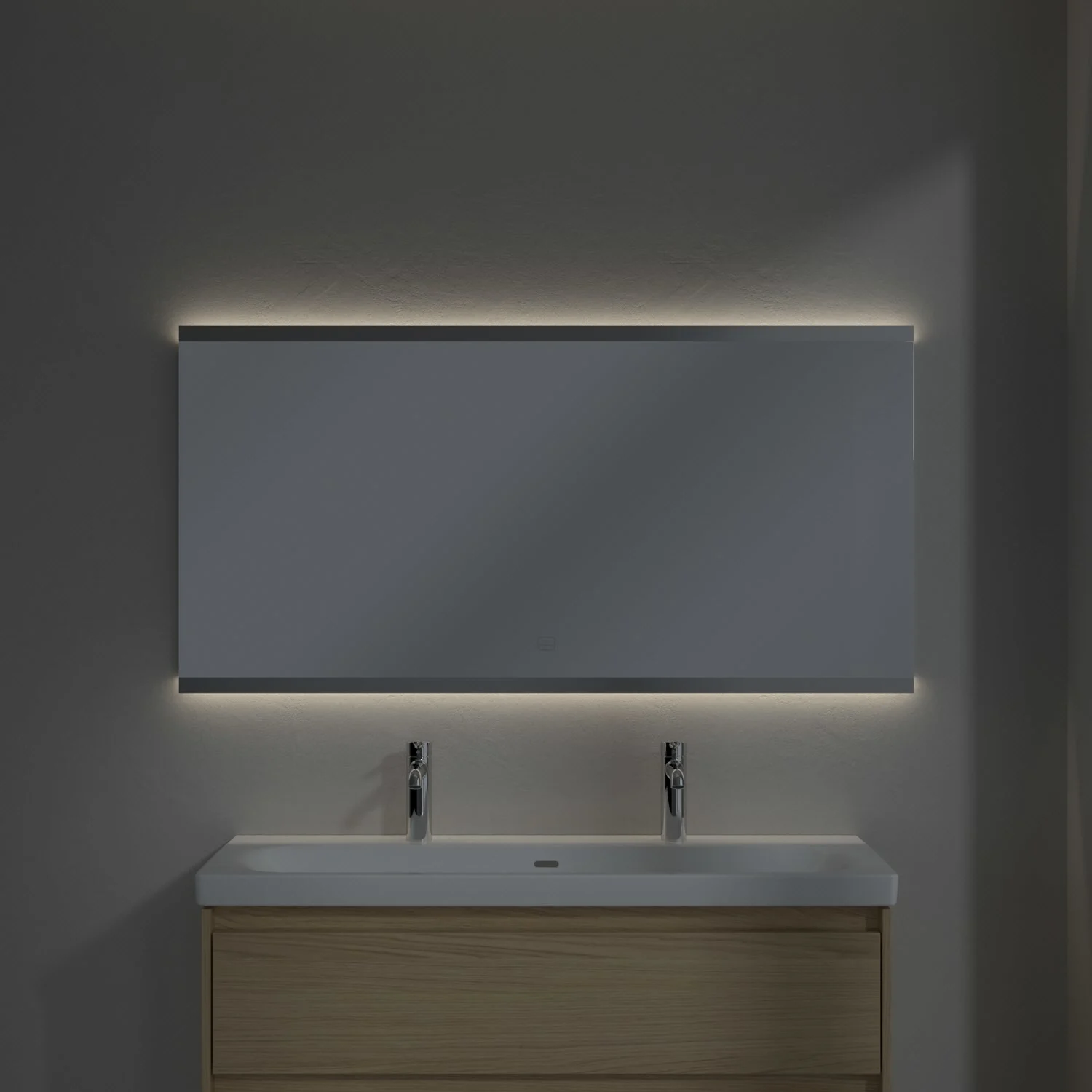 Podświetlane lustro nad podwójną umywalką w łazience, Villeroy & Boch