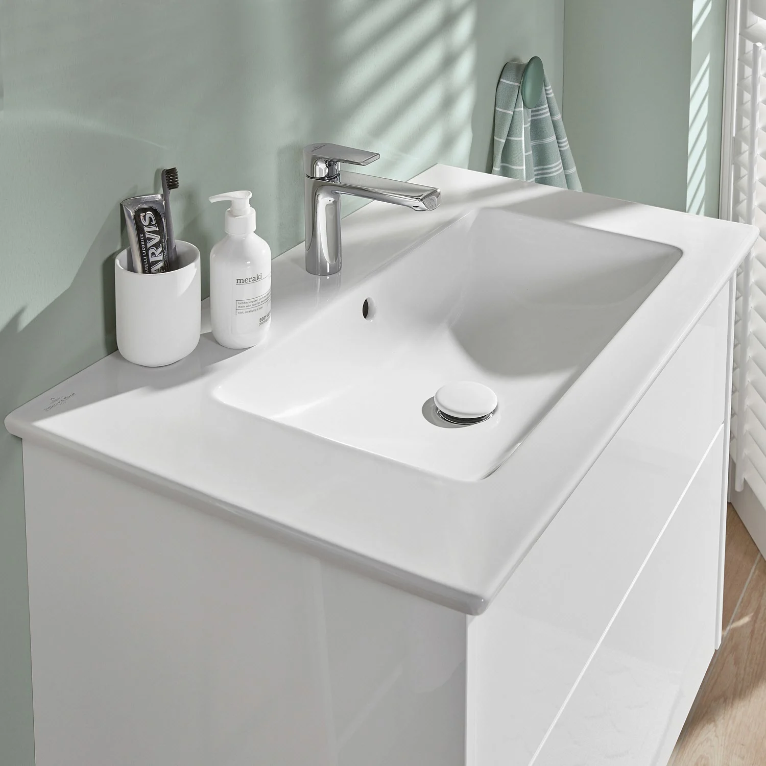 Villeroy & Boch Finero Waschtischunterschrank 80 cm mit Waschtisch und Spiegelschrank, 2 Auszüge Bild 8