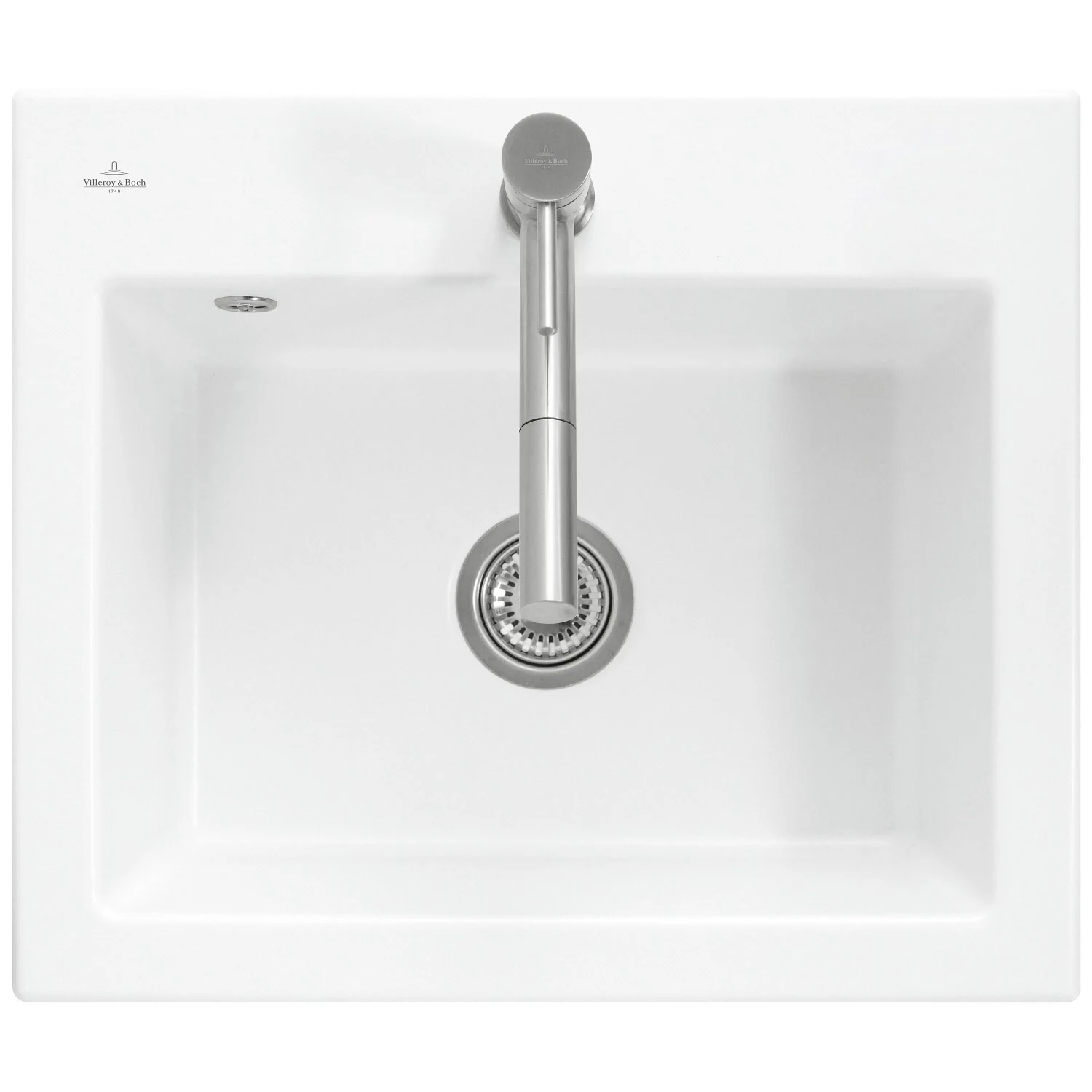 Biały zlew z baterią widziany z góry, Villeroy & Boch