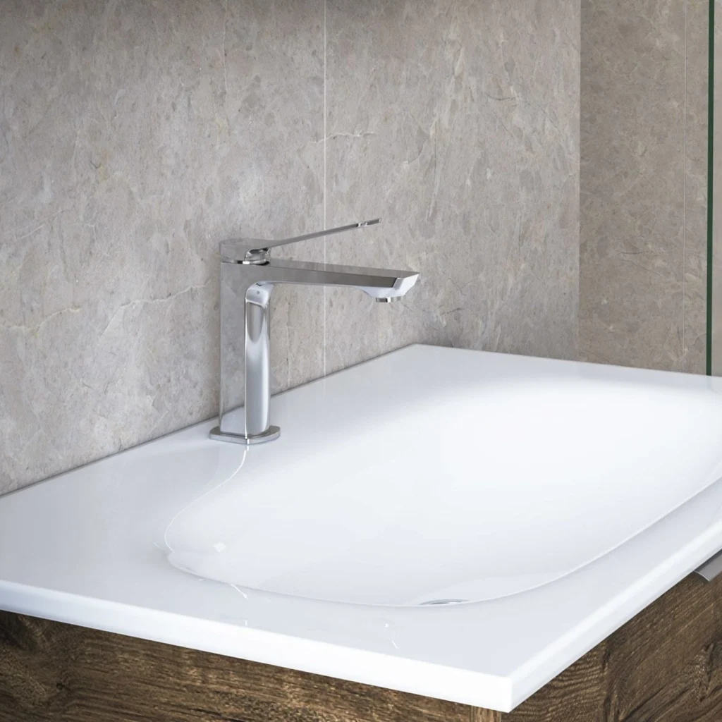 Die glänzende Optik der Badarmatur von Steinkamp