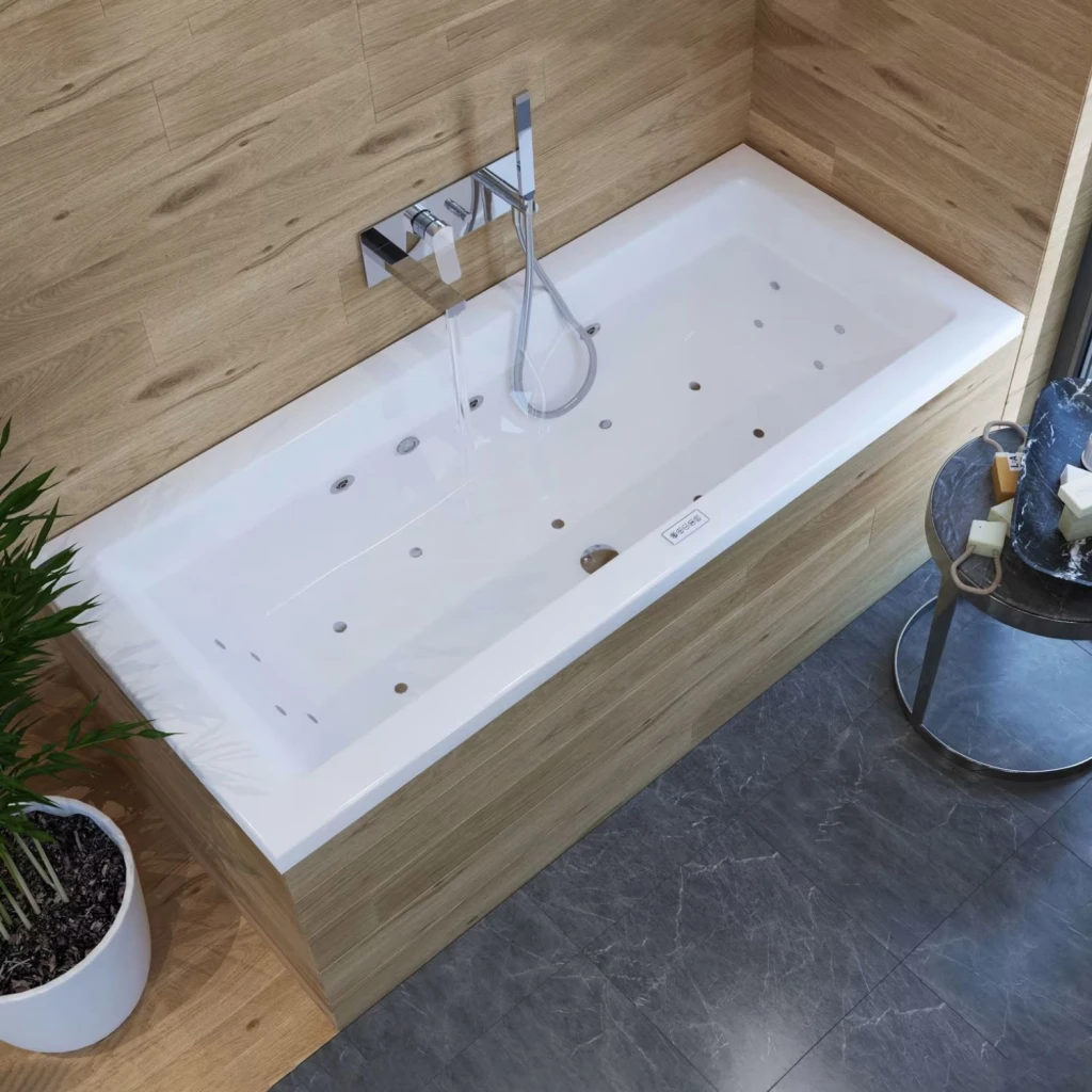 Badewanne mit holzverkleidung