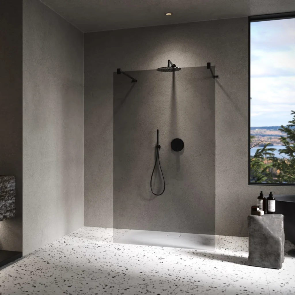 Moderne Walk-In Dusche von ALLUVION mit edlen Farbhighlights im grau-schwarz Bereich