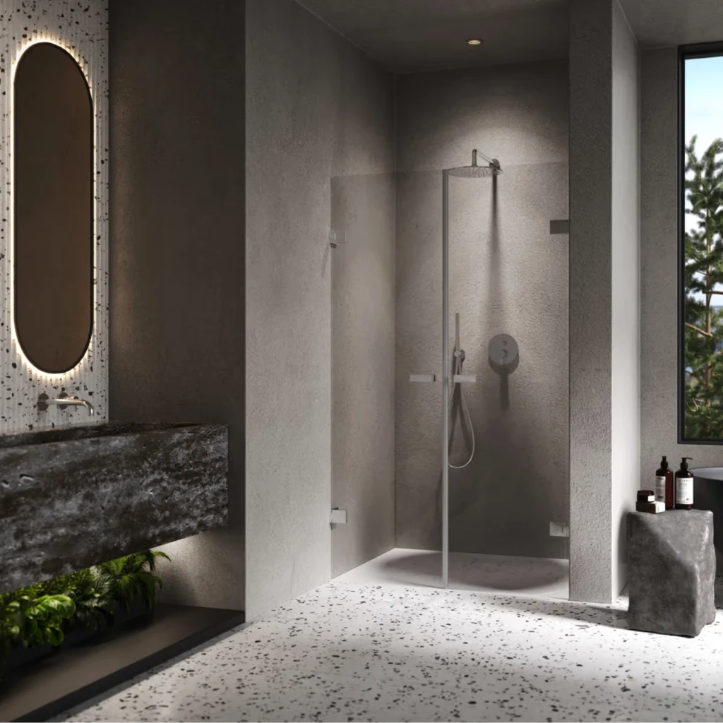 Sauberer Duschbereich im großen Badezimmer