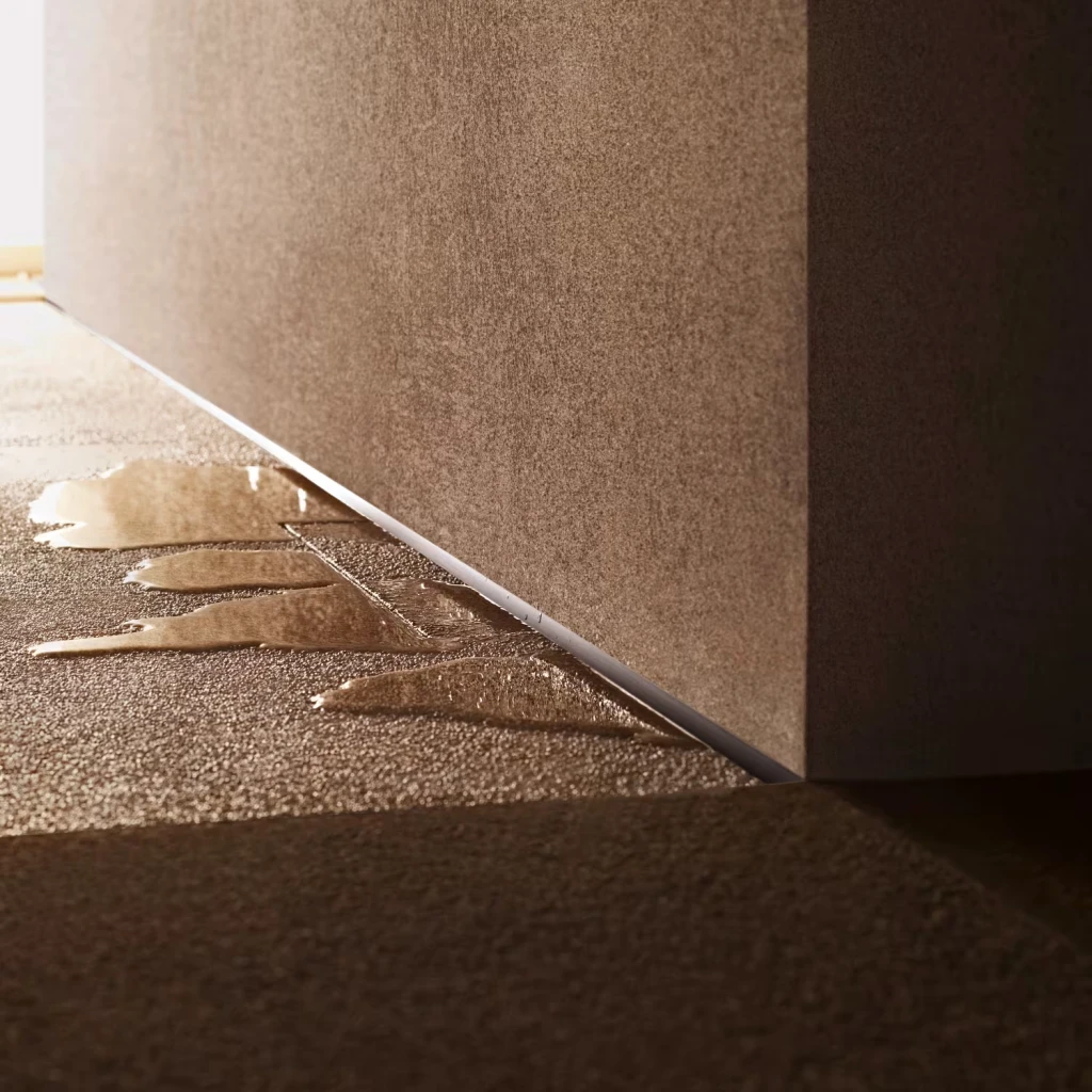 Dallmer CeraWall Individual Duschrinne als Wandablauf.