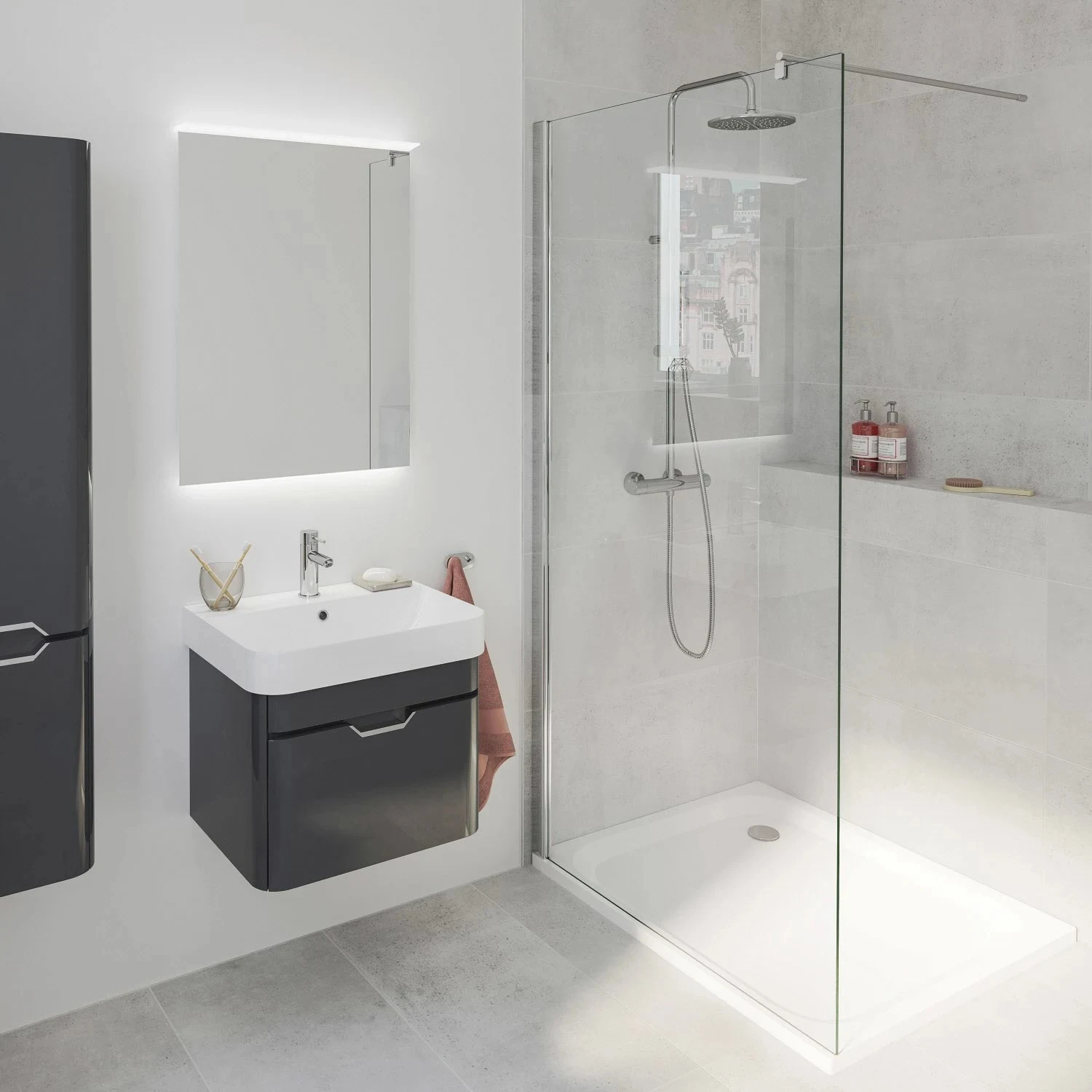 Walk-In Dusche mit Glasabtrennung