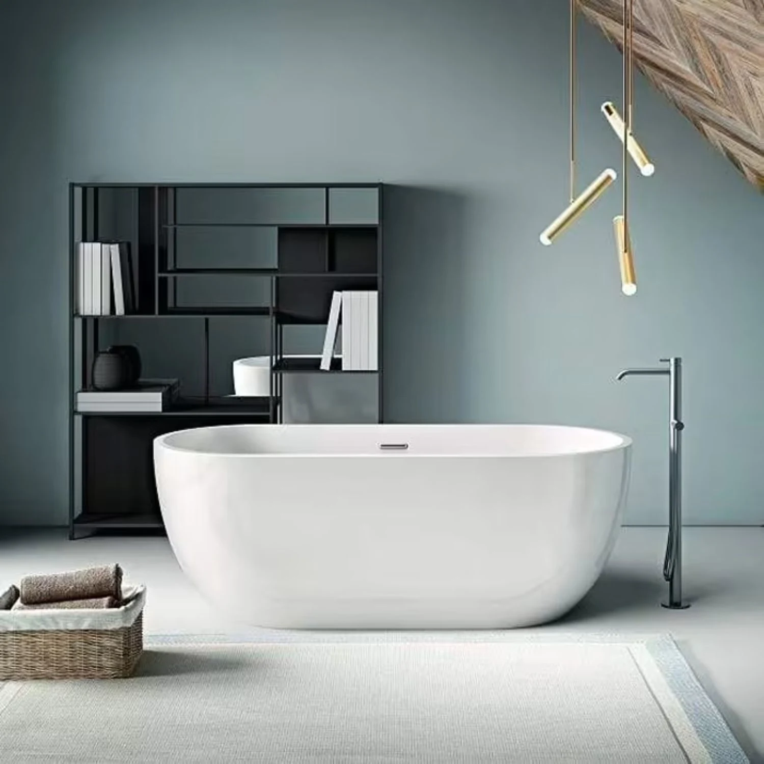 freistehende badewanne an der wand