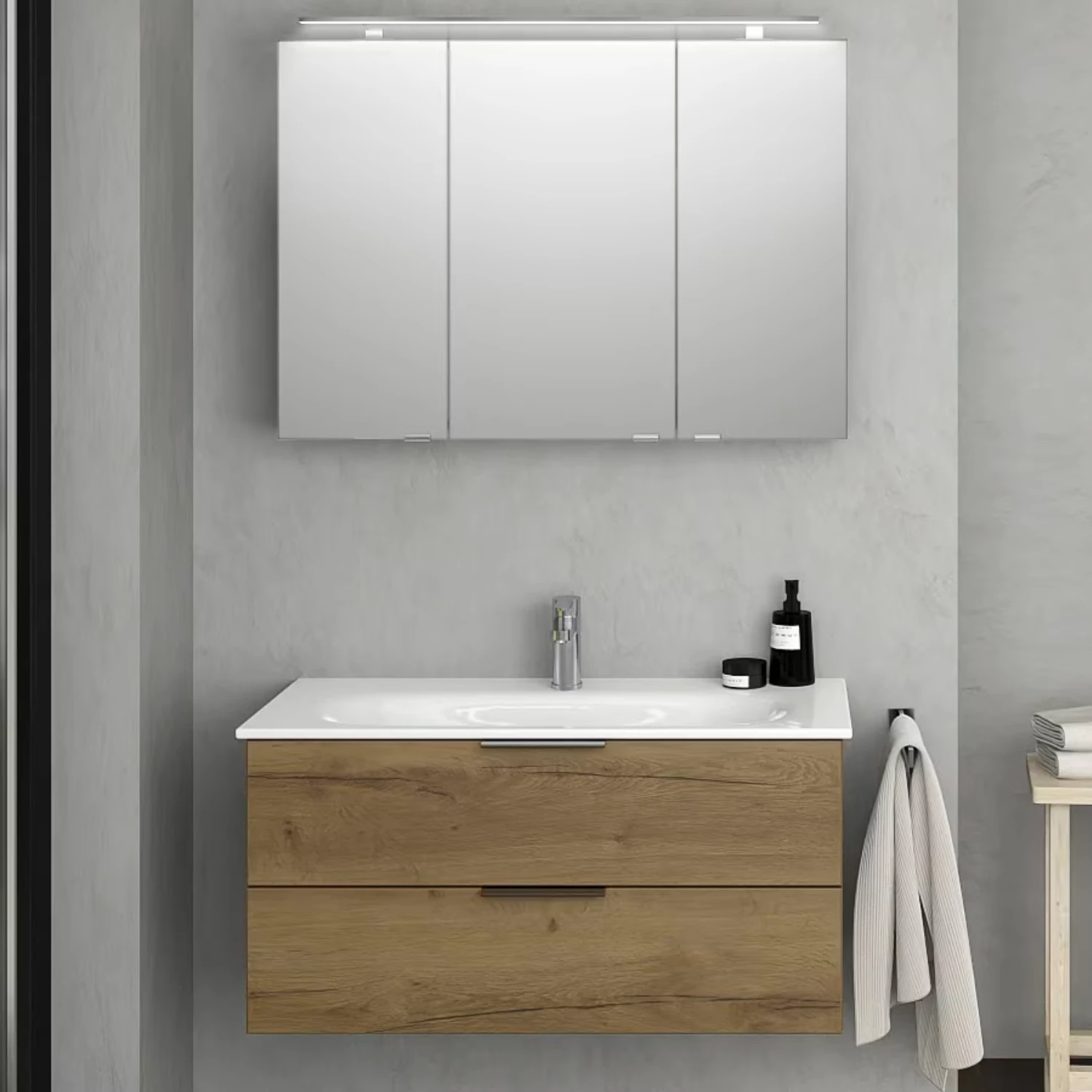 Steinkamp Living 2.0 / GROHE Essence Badmöbel Set 100 cm mit Spiegelschrank