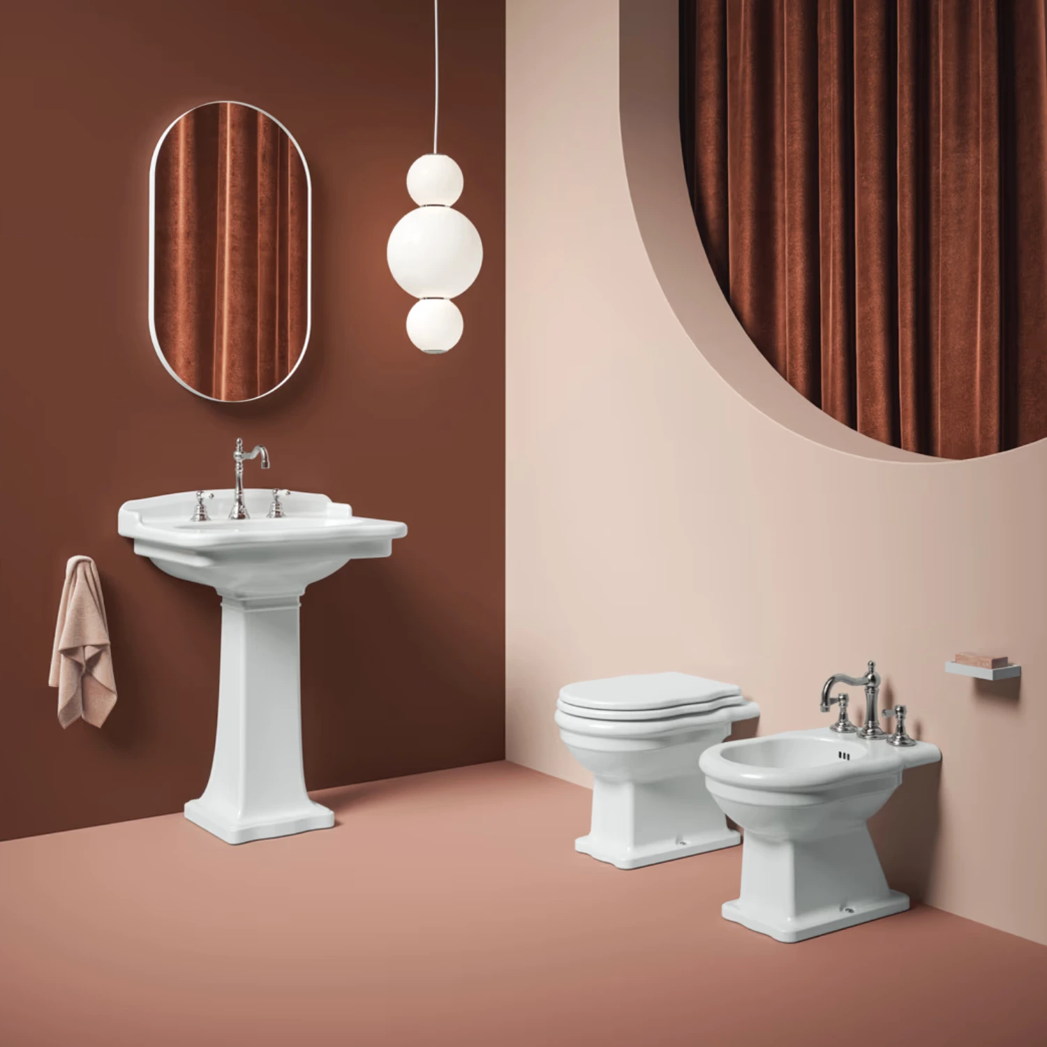 Weißes Kronenbach Iota 2.0 Stand-WC Tiefspüler mit Abgang senkrecht in einem tertakotta Badezimmer