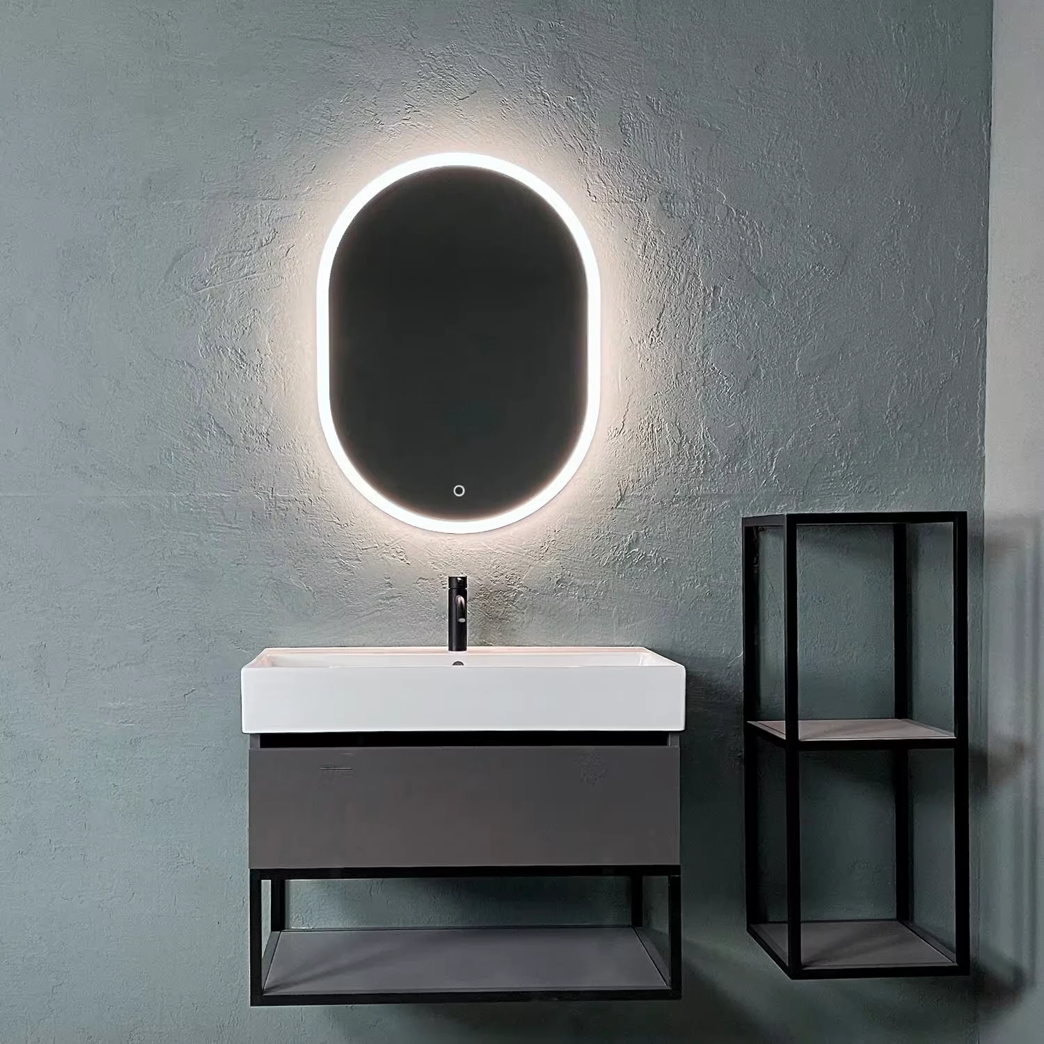 Megabad Profi Collection Art LED-Badspiegel Oval mit beleuchtetem Rand