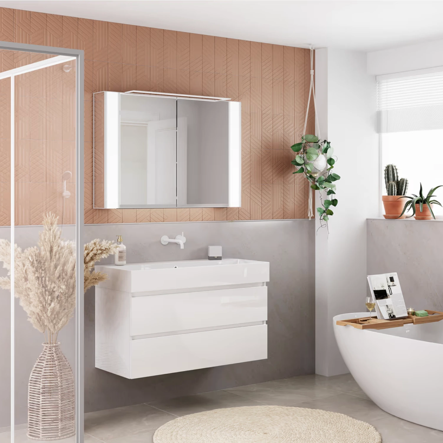 Eine Vielfalt von unterschiedlichen Pflanzen im Bad sorgt für Ruhe und Entspannung.