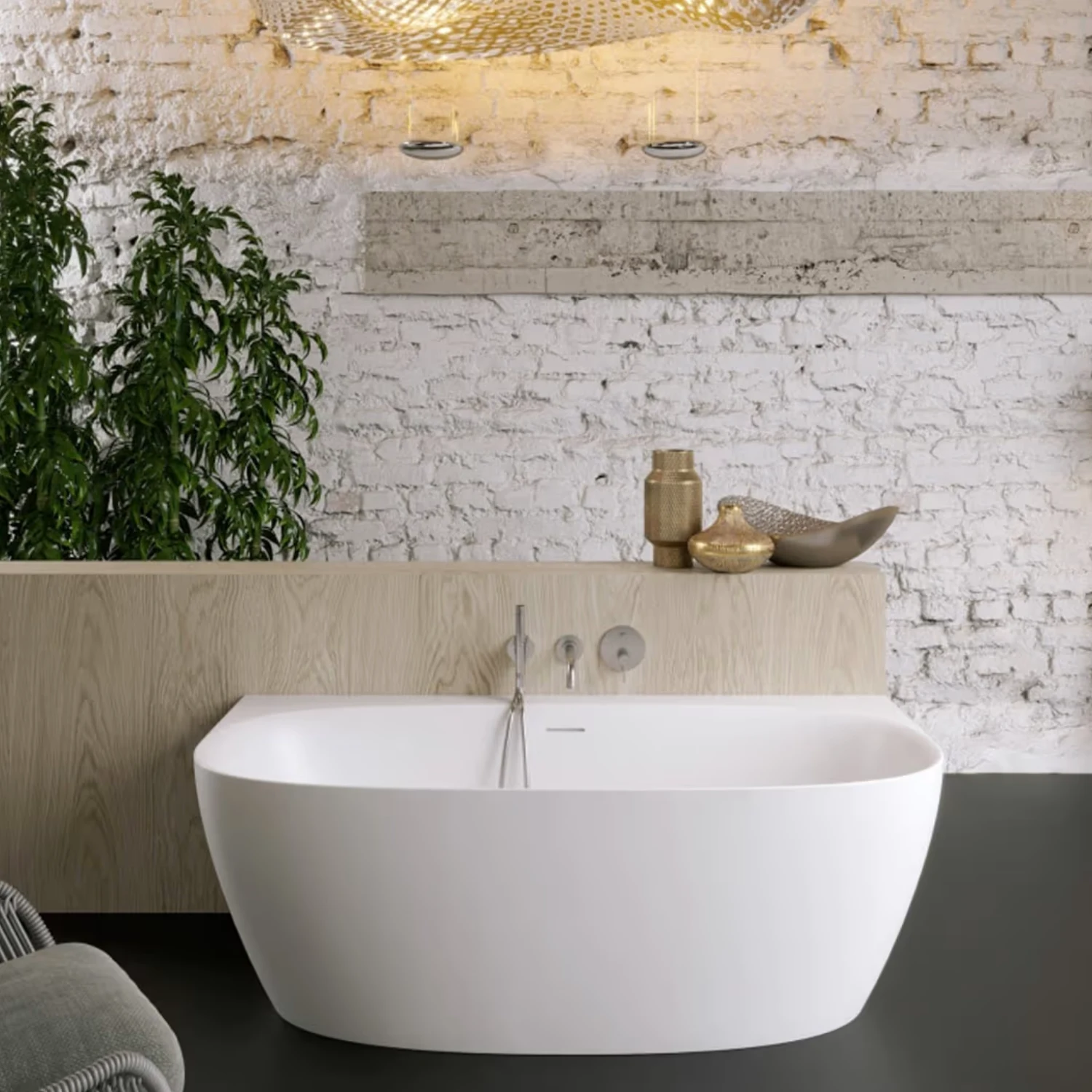 Home Vorwand-Badewanne in weiß in einem modernen, hellen Bad.