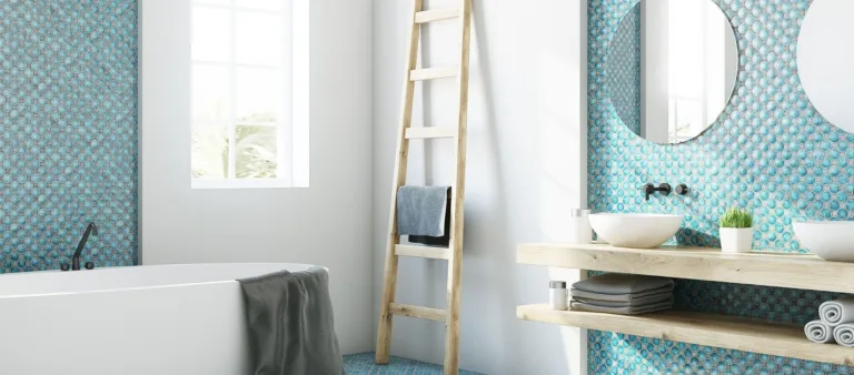 Fliesen im Bad richtig streichen: Das müssen Sie wissen